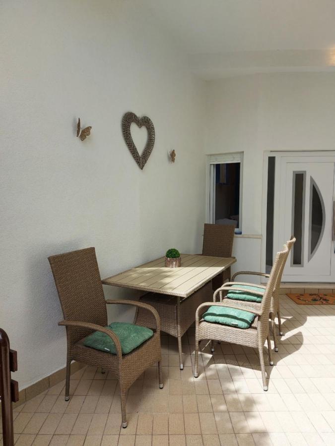 דוגי ראט Apartment Jerolima מראה חיצוני תמונה